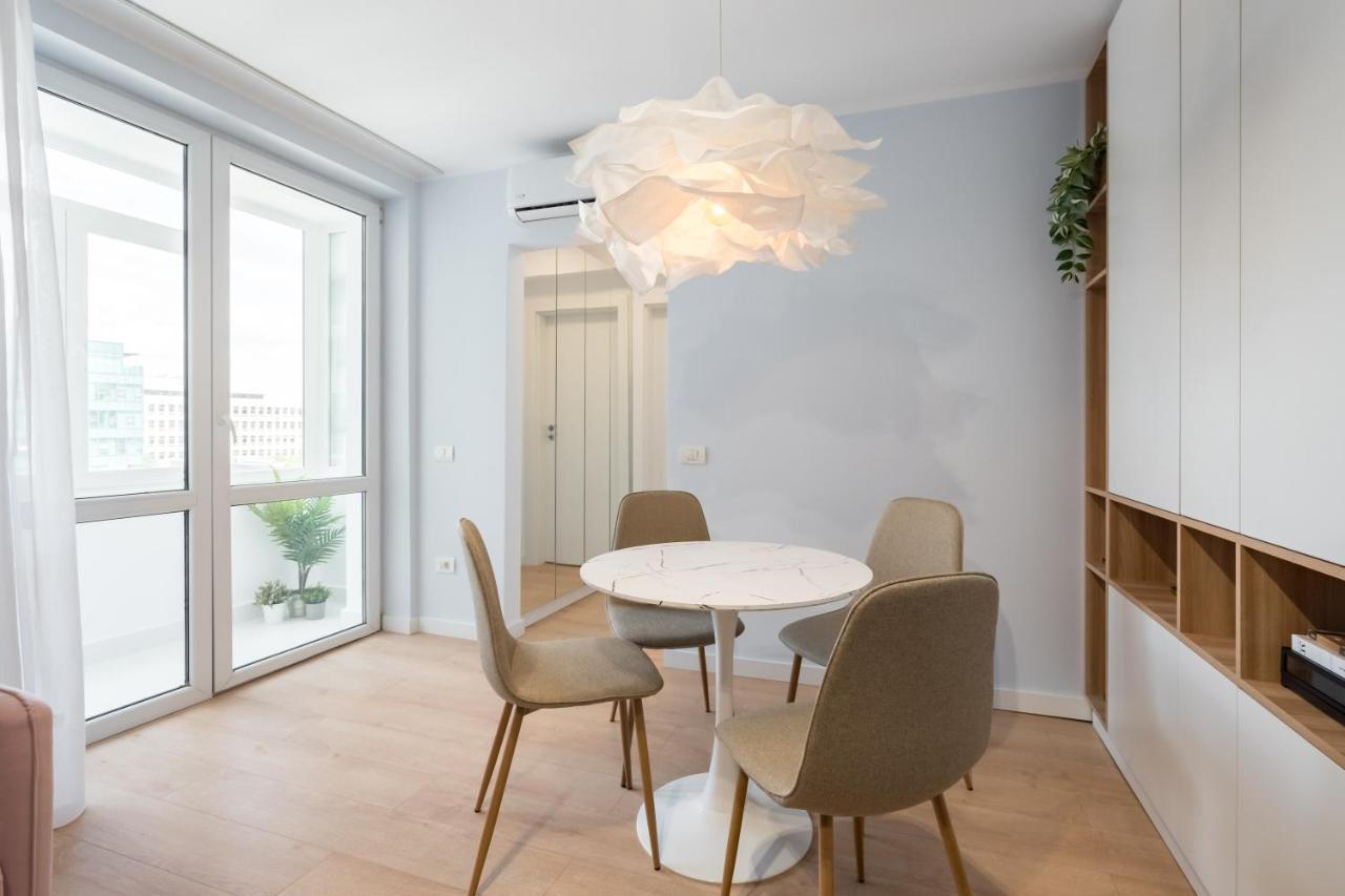 Candy Land Downtown Apartment Bukarest Exteriör bild